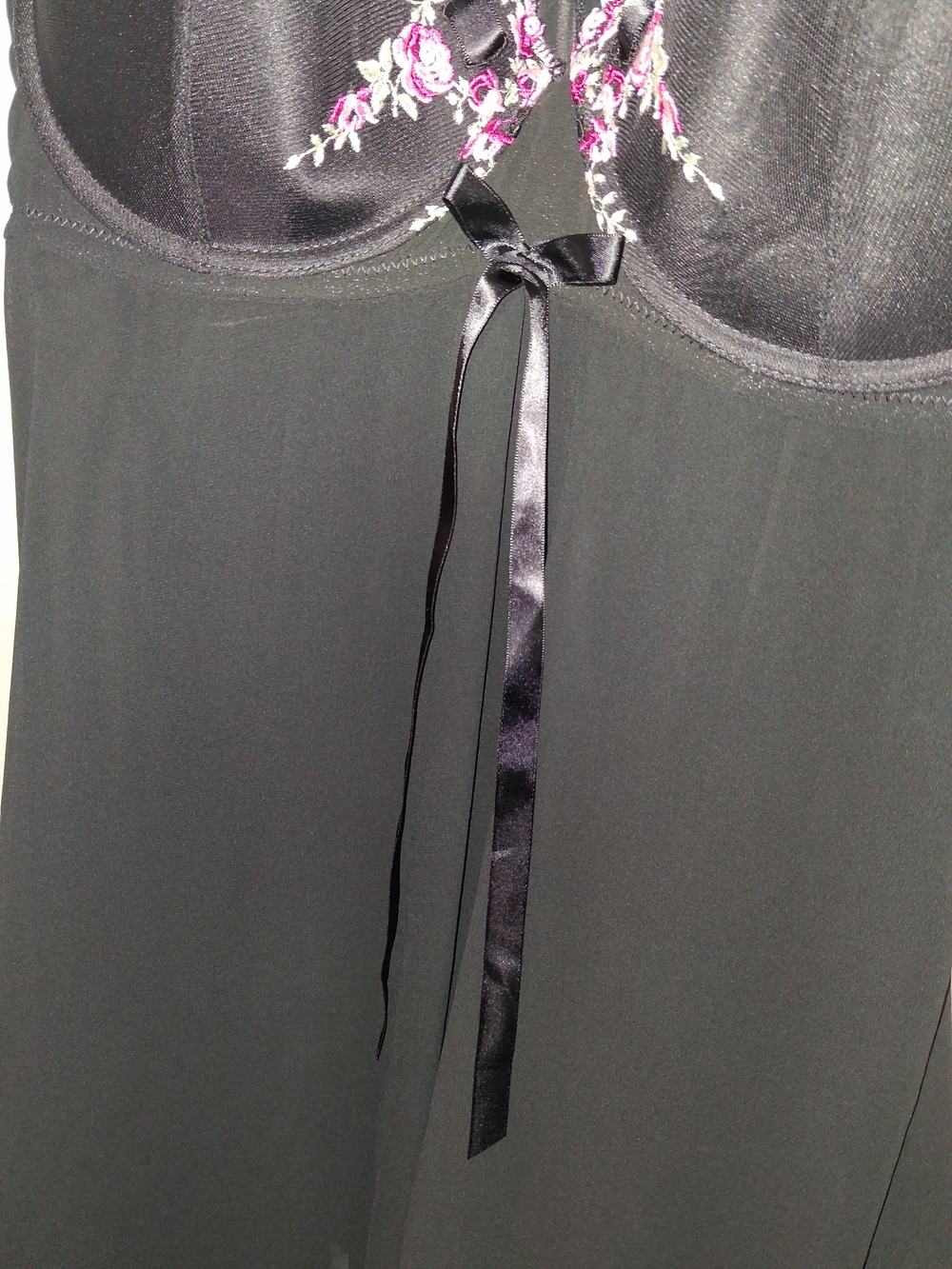 Cacique Black Chemise with Pink Floral Embroidery - Picture 3 of 8